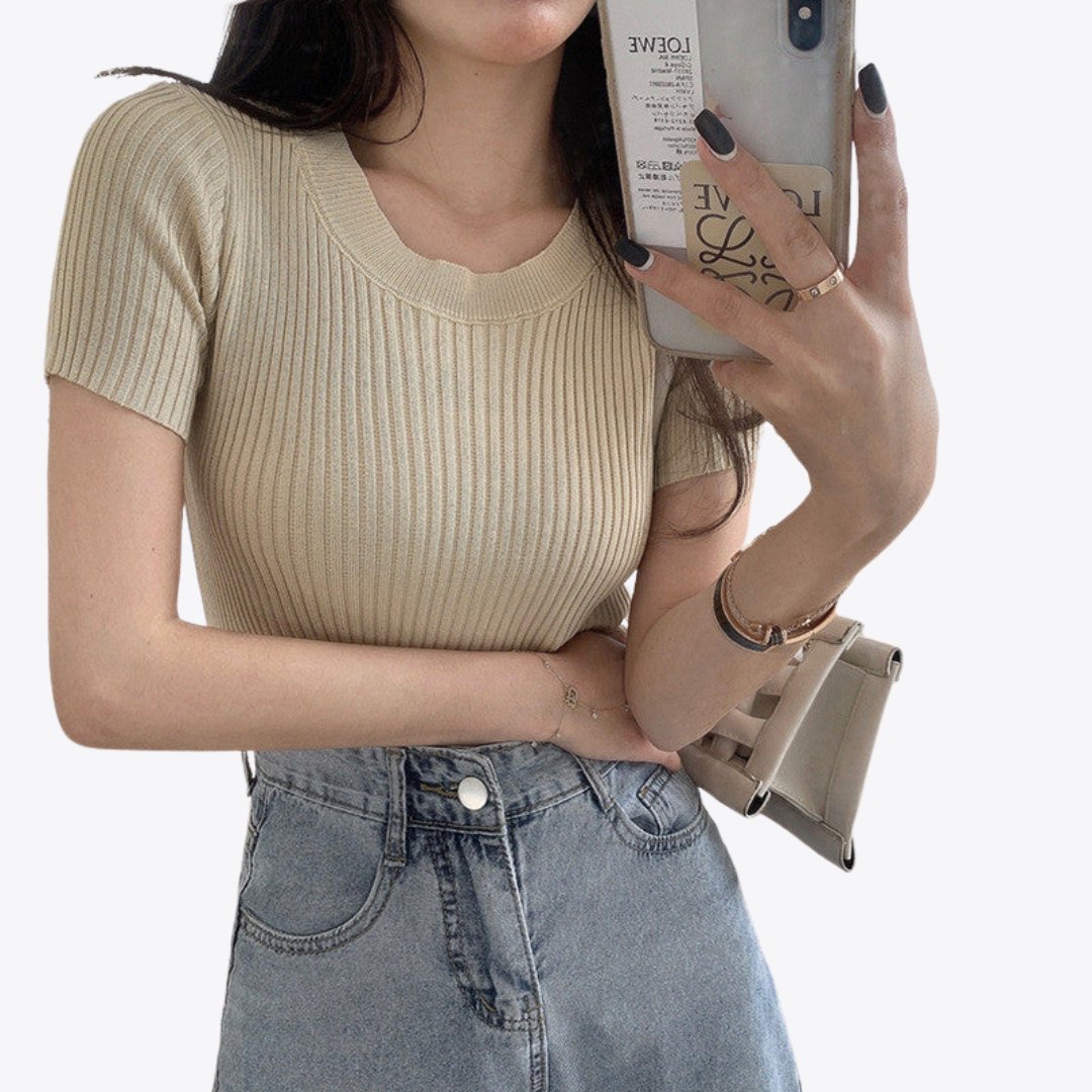 Knit Top för kvinnor – Premiumtyg – Tidlös design – Mångsidig stil