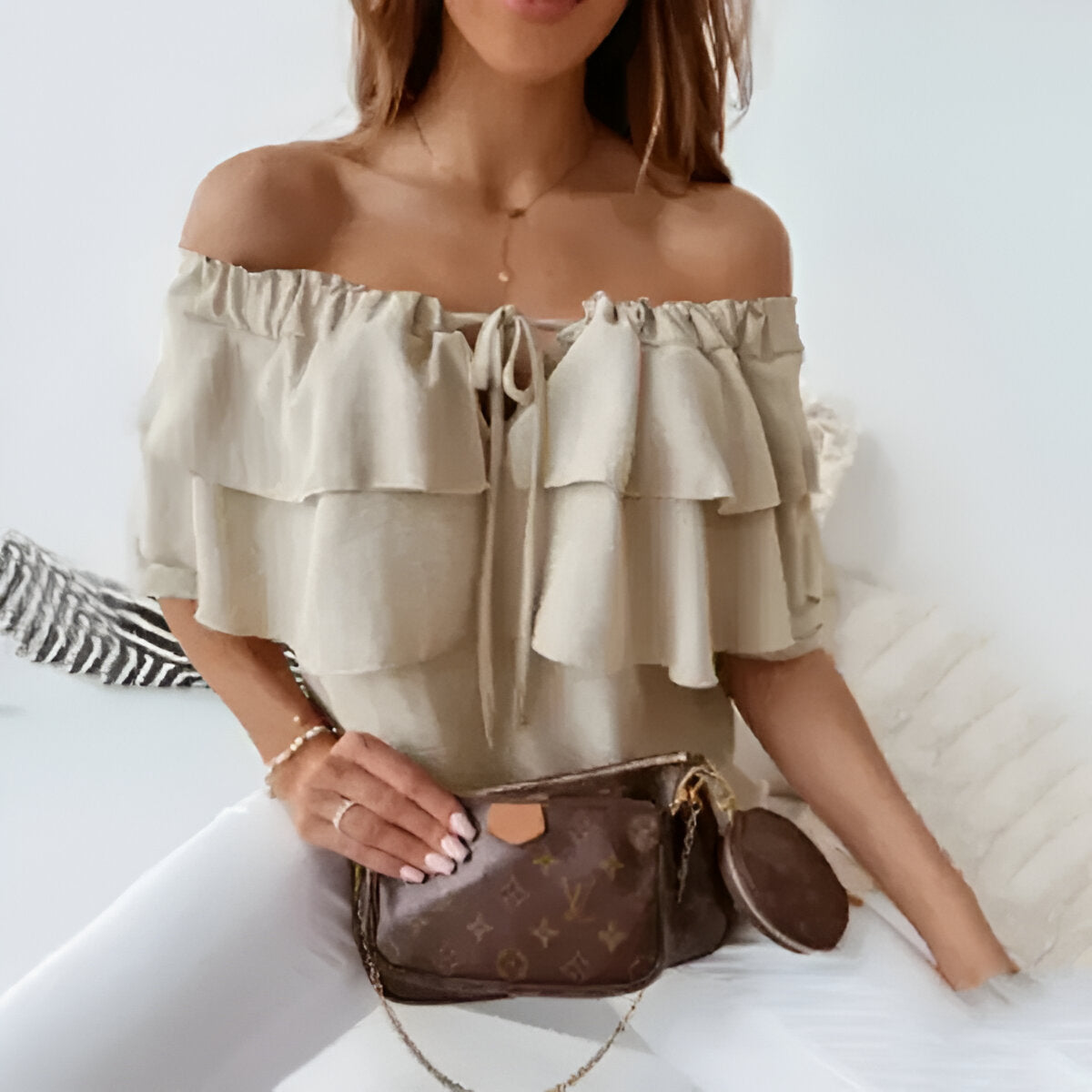 Damblus – Off-shoulder – Rynkad design – Lätt tyg