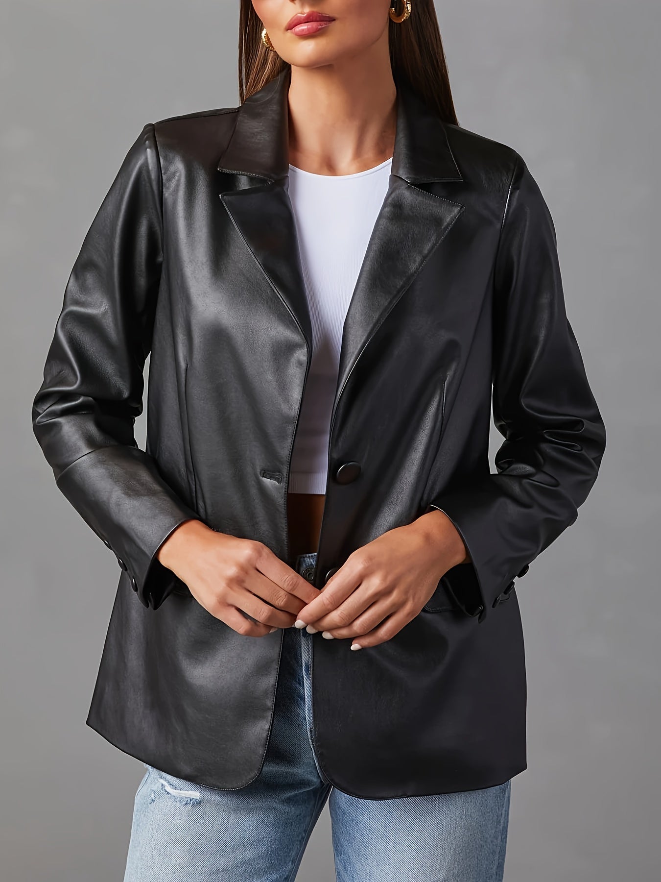 Klassisk Svart Blazer – Stilren & Tidlös Elegans