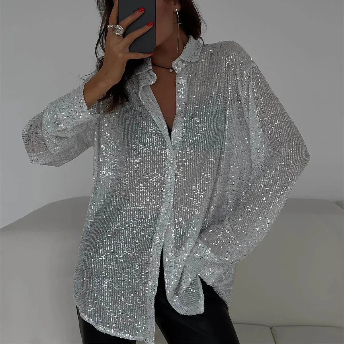 Damtröja – Långa ärmar – Avslappnad passform – Glittrande feststil
